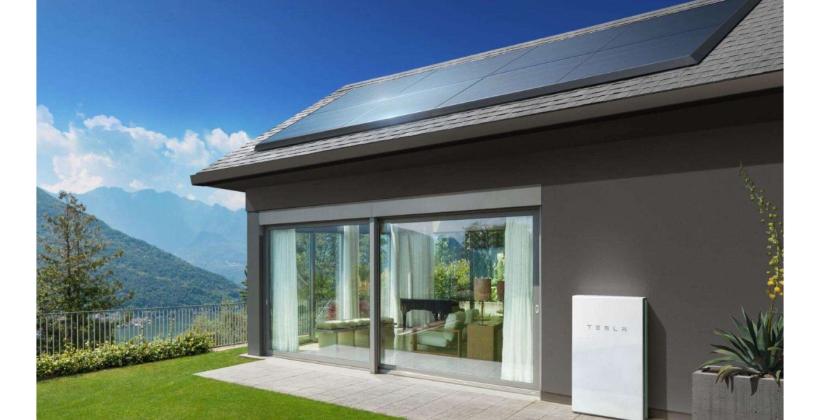 Η Tesla νοικιάζει πλέον φωτοβολταϊκά για κατοικίες αντί να τα πωλεί