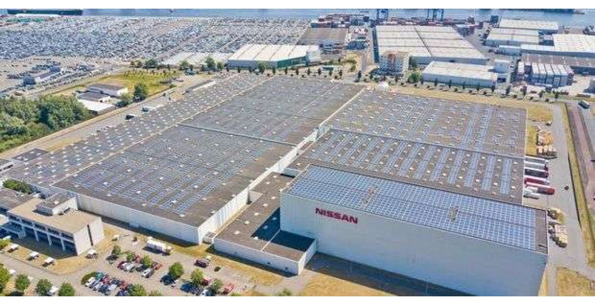 Η Nissan έθεσε σε λειτουργία τεράστια οροφή με φωτοβολταϊκά