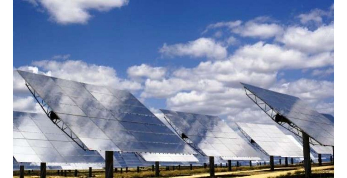 Φωτοβολταϊκή κυψέλη λειτουργεί ως ηλιακή μπαταρία και συνθέτει καύσιμα