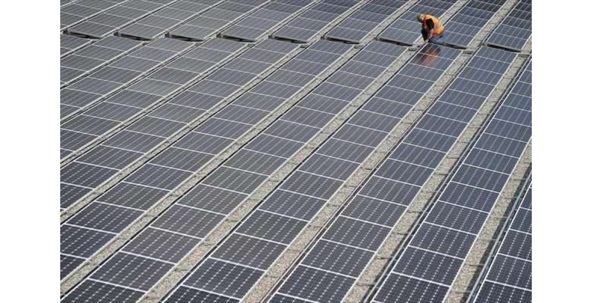 Ινδία: Ρεκόρ εγκατάστασης νέων φωτοβολταϊκών στέγης